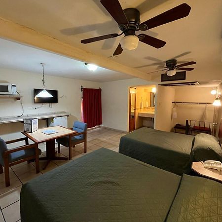Hotel Suites Kino Hermosillo Ngoại thất bức ảnh